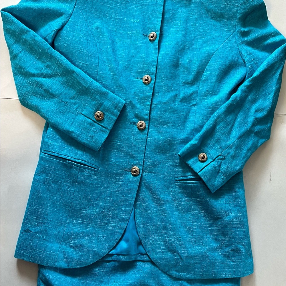 Elegant Blue Skirt Set